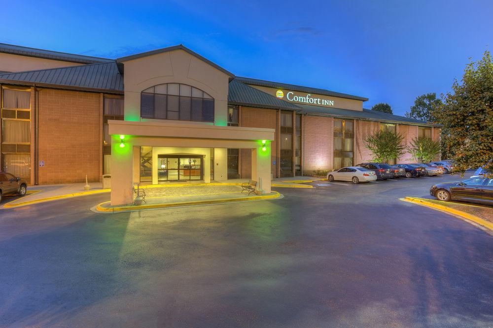 Comfort / Charlotte Hotel Matthews