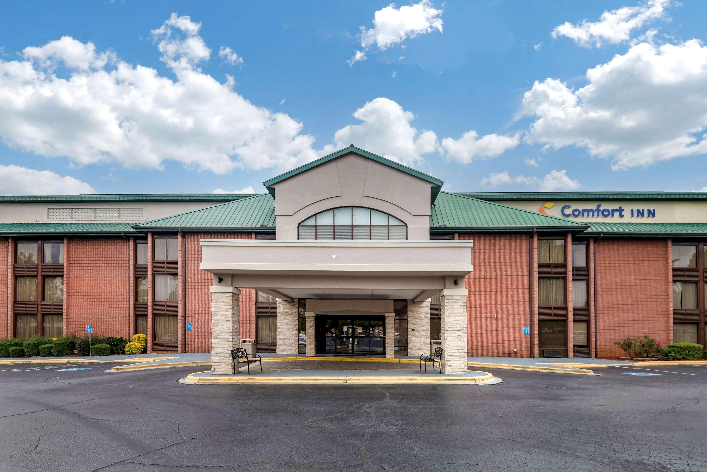 Comfort / Charlotte Hotel 3*